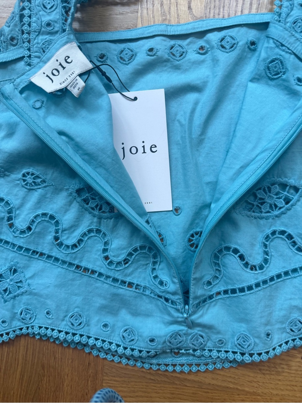 NWT Joie Rylee Aqua Embroidered Cotton Crop Top Size Medium - Picture 4 of 4